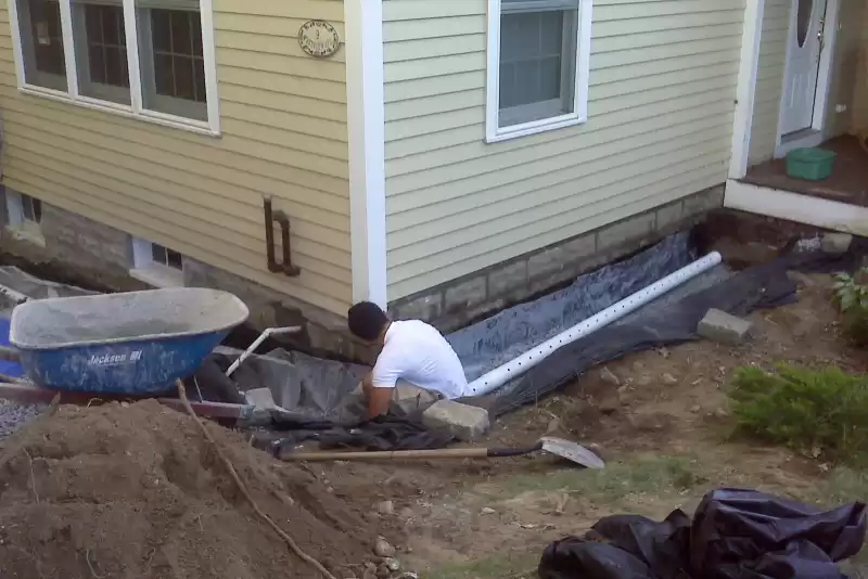 Building french drains