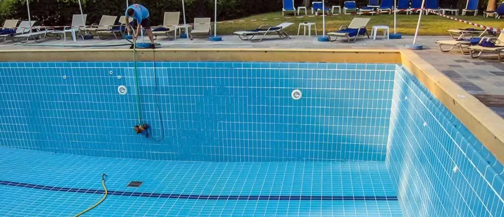 draining swimming pool
